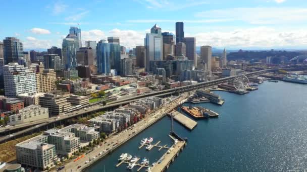 Vista Aérea Del Paisaje Urbano Seattle Con Bahía Muelle — Vídeos de Stock