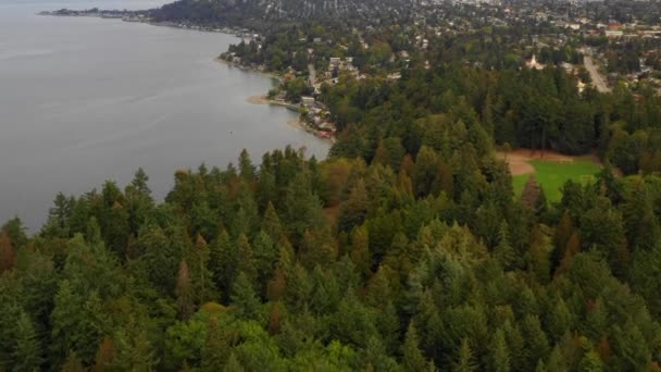 Vista Aérea Del Verde Lincoln Park Seattle — Vídeo de stock