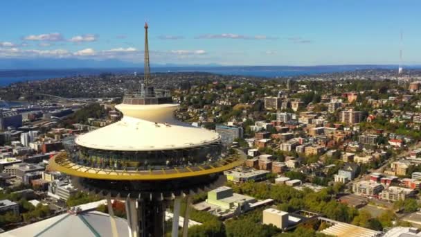 Seattle Eua Septembro 2018 Seattles Famous Space Needle Aerial Video — Vídeo de Stock