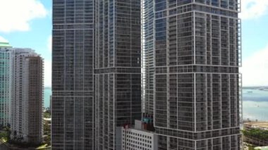 Simge kuleleri ve W hotel Brickell Miami Hava dron görüntüleri