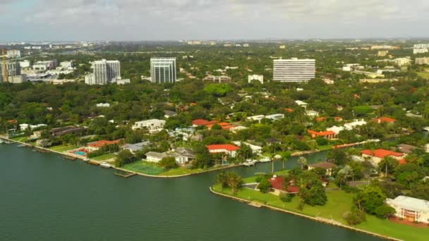 Panning Vídeo Luxo Miami Homes Sabal Palm Bairro — Vídeo de Stock