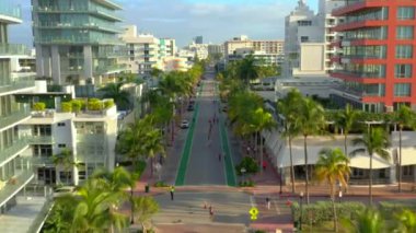 Miami Yarı maraton koşucular sokakları clip2 üzerinde görüntüleri