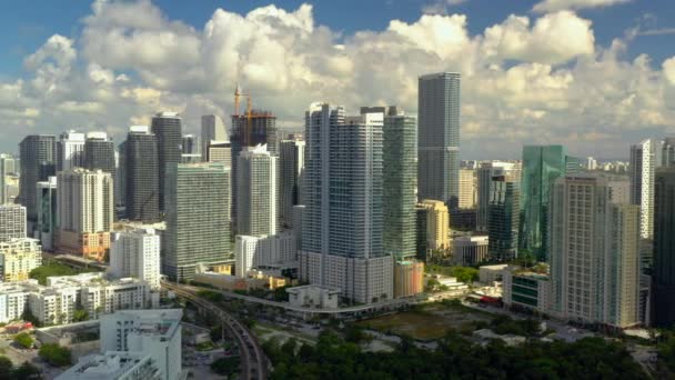 Brickell Skyline Paysage Urbain Miami Séquences Aériennes — Video