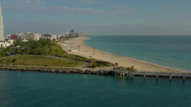 Havadan görüntüleri Miami Beach iskelesinden ve okyanus