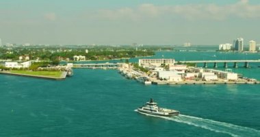 Anteni Miami Fisher Adası feribot