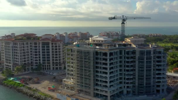 Construcción Condominios Lujo Fisher Island Miami Beach Kobi Karp — Vídeos de Stock