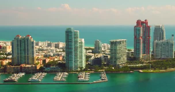 Miami Beach Marina Condomínios Highrise — Vídeo de Stock