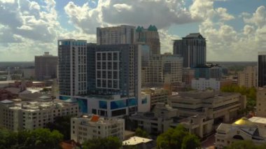 Hava video görüntüleri Downtown Orlando Florida Gölü eola