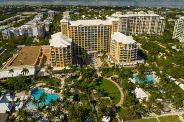 Miami, Fl, Amerika Birleşik Devletleri - 10 Kasım 2018: Hava fotoğraf Ritz Carlton otel anahtar Biscayne Miami Florida ABD