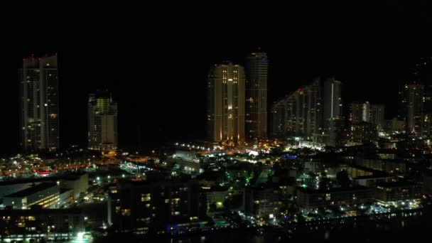 Luftaufnahmen Stadt Bei Nacht Sonnige Inseln Strand — Stockvideo