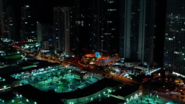 RK alışveriş plaza Sunny Isles Beach Florida gece hava video