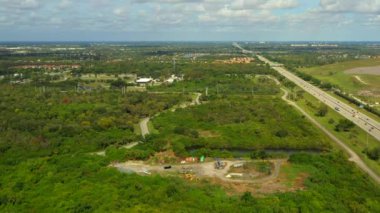 Tradewinds Park hava üstgeçidin video