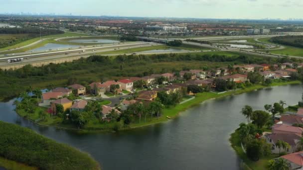 Lotnicze Wideo Domach Autostradą Pembroke Pines Florydzie — Wideo stockowe