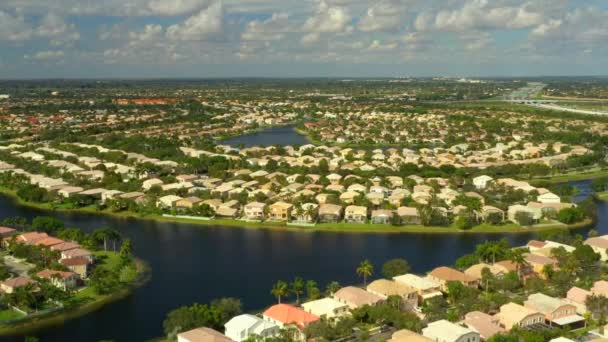 Pembroke Pines Mahallelerin Dron Hava Çekme Dış Görüntüleri — Stok video