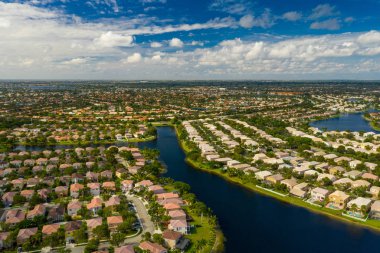 Pembroke Pines Florida hava konut vurdu dron evler