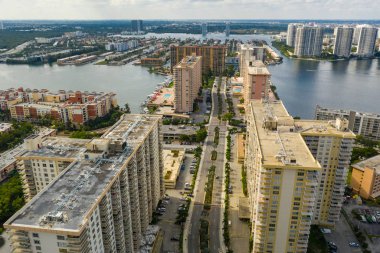 Eski condominiums Sunny Isles Beach Florida ABD