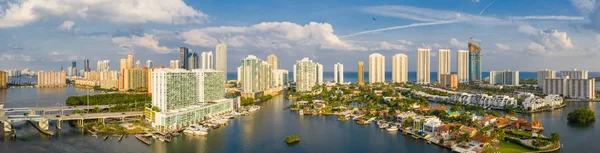 Antenn Drönare Panorama Sunny Isles Beach Kuststad — Stockfoto