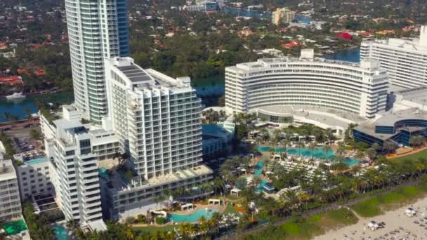Aerial Miami Beach Footage Fontainebleau Hotel Iconic Landmark — Stock Video