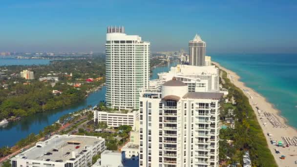 Antennen Ikonische Miami Strand Oceanfront Resorts Und Eigentumswohnungen — Stockvideo