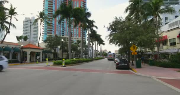 Filmati Gimbal Movimento Terra Miami Beach Washington Avenue — Video Stock