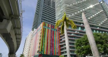 Hareketli görüntüleri Sls Brickell ve Metrorail