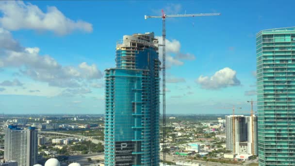 空中のパラマウント マイアミ Worldcenter 超高層ビル タワー完成間近 — ストック動画