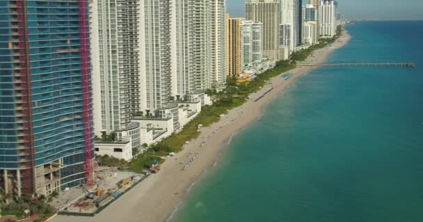 Aerial Video Wall Condominium Towers Beach — Stock Video