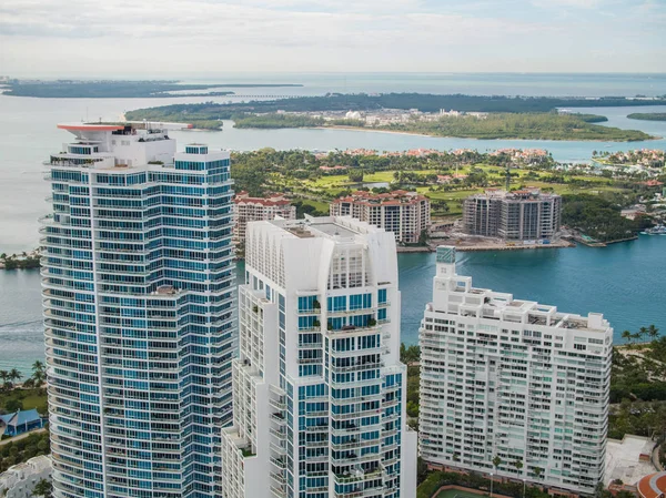 Highrise Condominiums Miami Beach Florydzie — Zdjęcie stockowe
