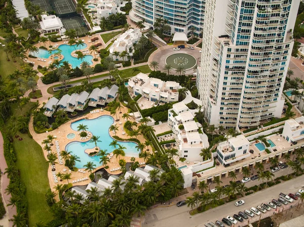 Continuum Miami Beach Condominio Piscina Cubierta —  Fotos de Stock