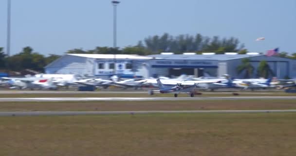 Samolot Startu Lotniska 60P — Wideo stockowe