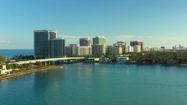 Antenner Bal Harbour Miami 24P — Stockvideo