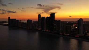 Sunny Isles Beach Florida gece twilight görüntüleri