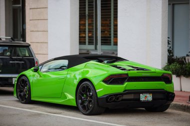 Miami Beach, Fl, Amerika Birleşik Devletleri - 22 Ocak 2019: Miami Beach yeşil Lamborghini
