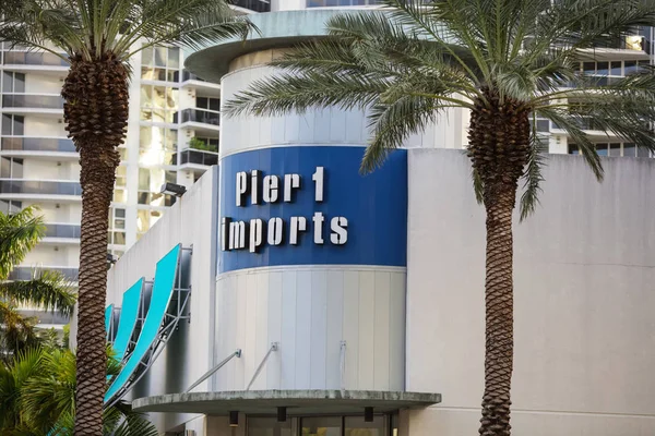 Miami Beach Usa Febrero 2019 Pier Imports Store South Beach — Foto de Stock