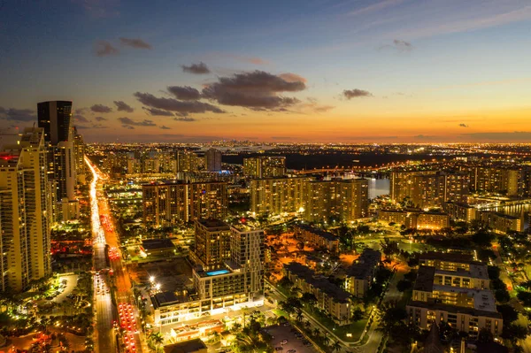 Skoki Akrobatyczne Sunny Isles Beach South Florida Usa — Zdjęcie stockowe