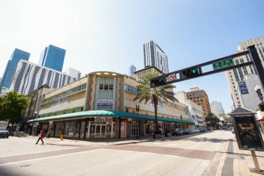 Stok fotoğraf Downtown Miami Flagler Street ve se 3 avenue bakan Batı