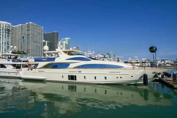 Miami International Yacht Show Och Expo — Stockfoto