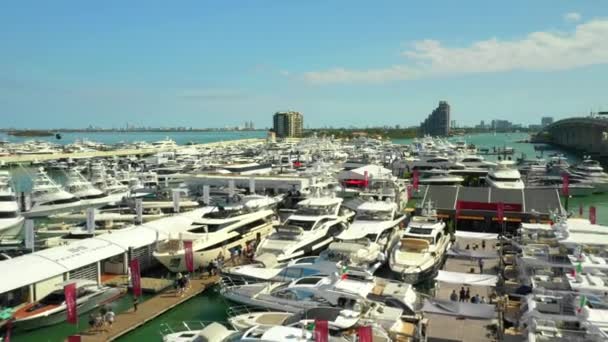 Aerial Drone Footage 2019 Miami Yacht Show — Stock Video