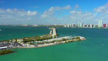 Güzel Miami sahne Rickenbacker geçidi William Powell Köprüsü