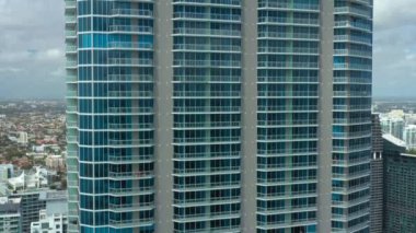 Miami Panorama Tower Hava çatı köprü