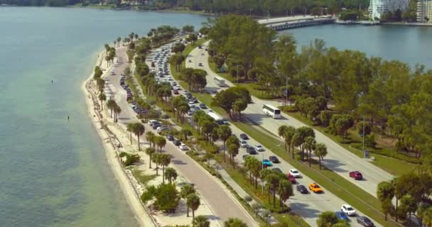 Boot Toon Verkeer Miami Rickenbacker Causeway — Stockvideo