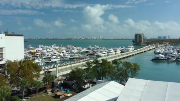 Aerial Drone Footage 2019 Miami Yacht Show — Stock Video