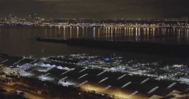 Natt Antenner Miami Internationella Båt Yacht Visa — Stockvideo