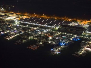 Miami tekne geceleri 2019 Key Biscayne göster