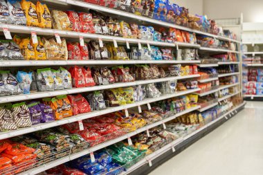 Miami, Fl, Amerika Birleşik Devletleri - 25 Şubat 2019: abur cubur şeker Isle süpermarket