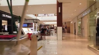 Osmo cebinde 4k 60p atış Aventura Mall lüks alışveriş