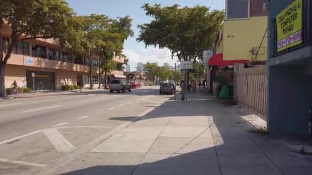 Motion Video Tour Hispanic Cuban District Miami Calle Ocho 8Th — Stock Video