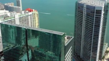  Havadan insansız hava aracı körfezinde şehir vurdu