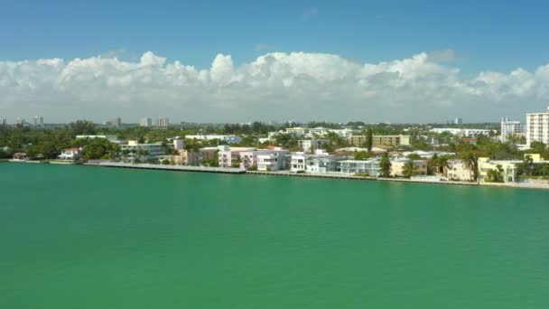 Aerials Waterftont Apartments Miami Buildings — Stock Video