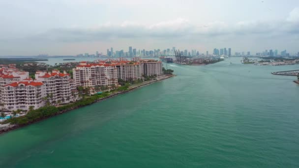 Aerial Video Fisher Island Port Miami — Stockvideo